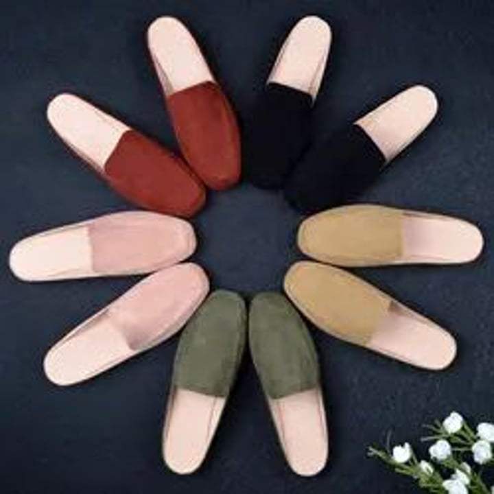 Black, red, green, beige pink available